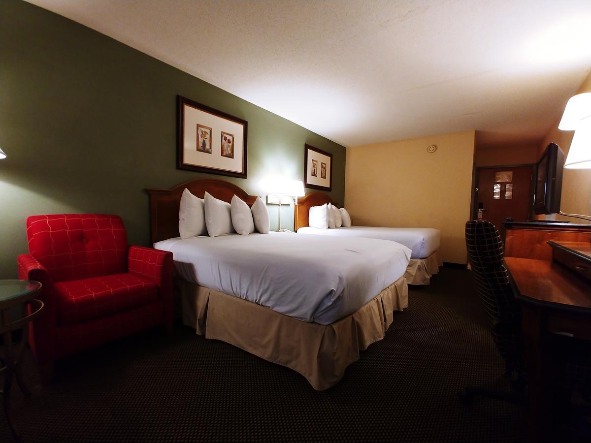 Budget Host Inn Fertility Экстерьер фото